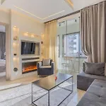 Out Of Stone Suite - Thessaloniki Διαμέρισμα 2 Υπνοδωματίων -Πλατεία Δημοκρατίας