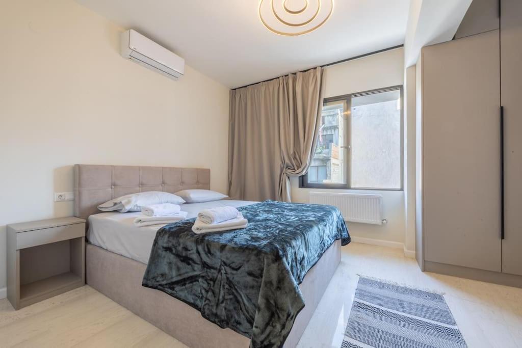 Apartment Out Of Stone - διαμέρισμα 2 υπνοδωματίων -πλατεία δημοκρατίας