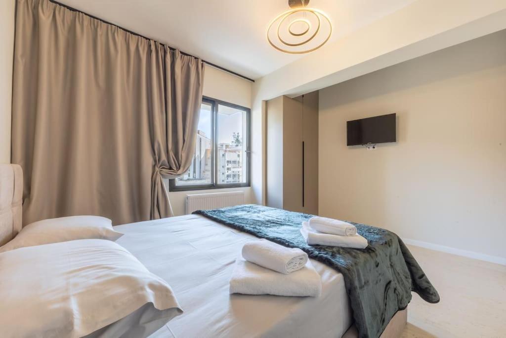 Apartment Out Of Stone - διαμέρισμα 2 υπνοδωματίων -πλατεία δημοκρατίας
