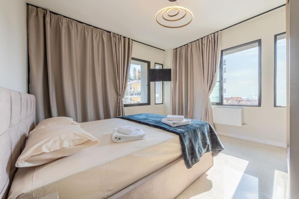 Apartment Out Of Stone - διαμέρισμα 2 υπνοδωματίων -πλατεία δημοκρατίας