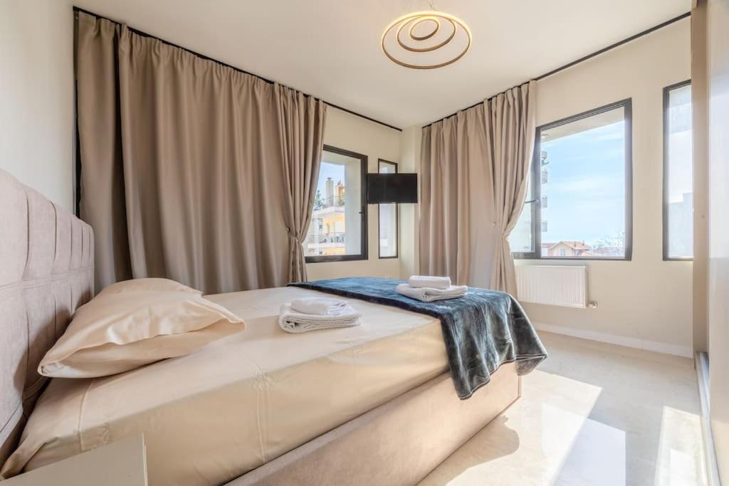 Apartment Out Of Stone - διαμέρισμα 2 υπνοδωματίων -πλατεία δημοκρατίας